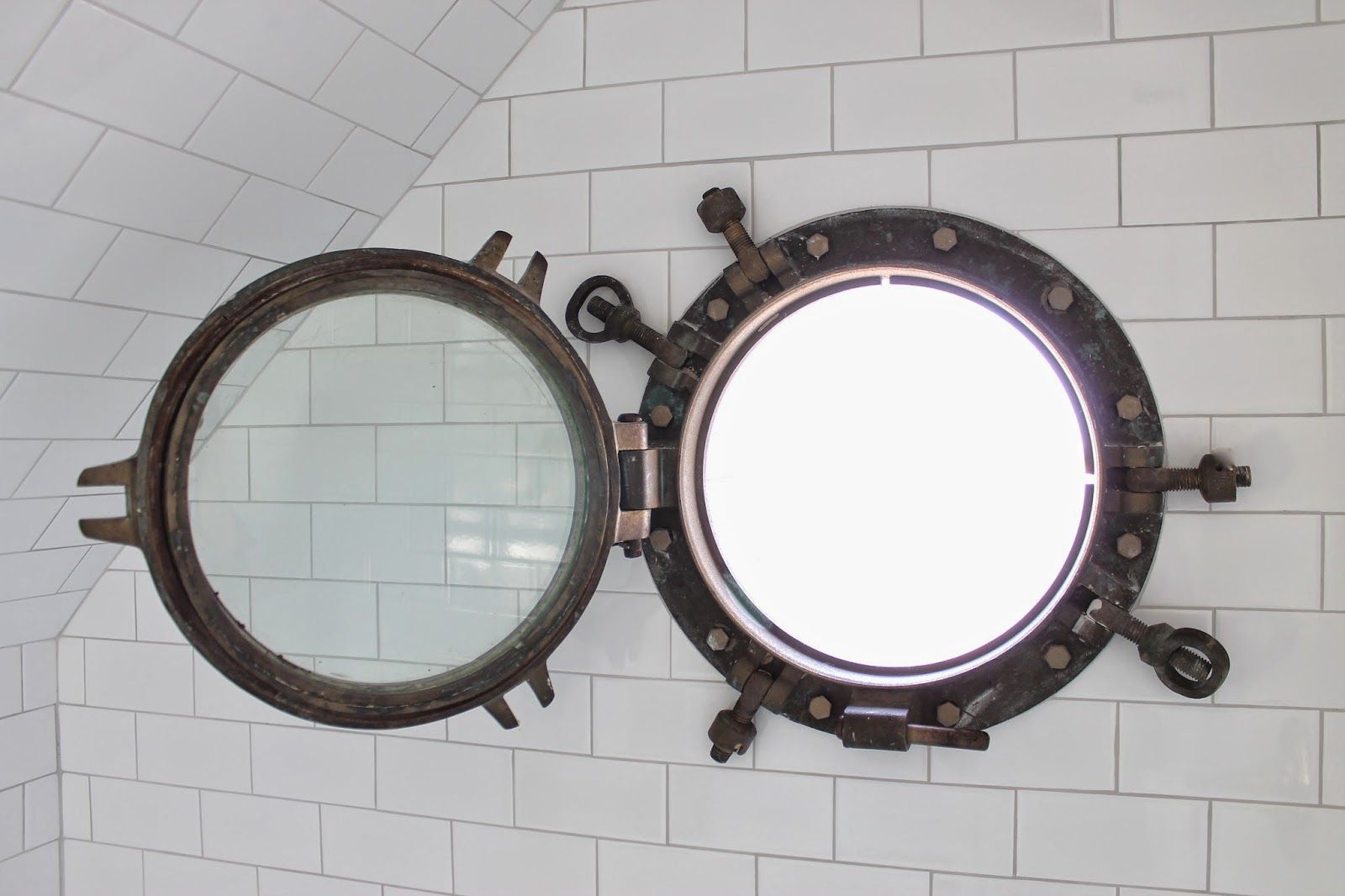 Пластиковые иллюминаторы. 242. Porthole. Porthole PNG.