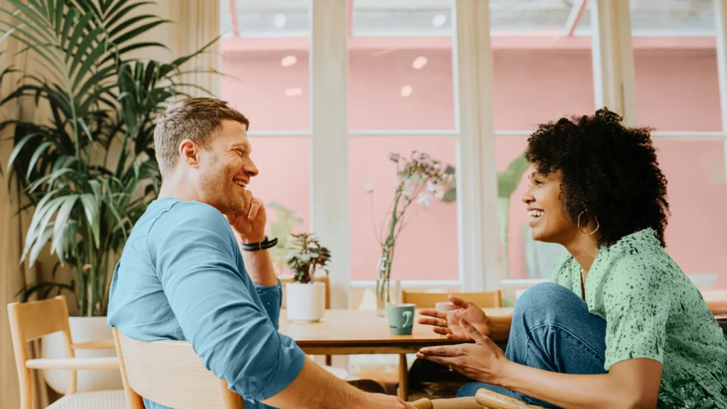 How does hookup culture reflect social independence?