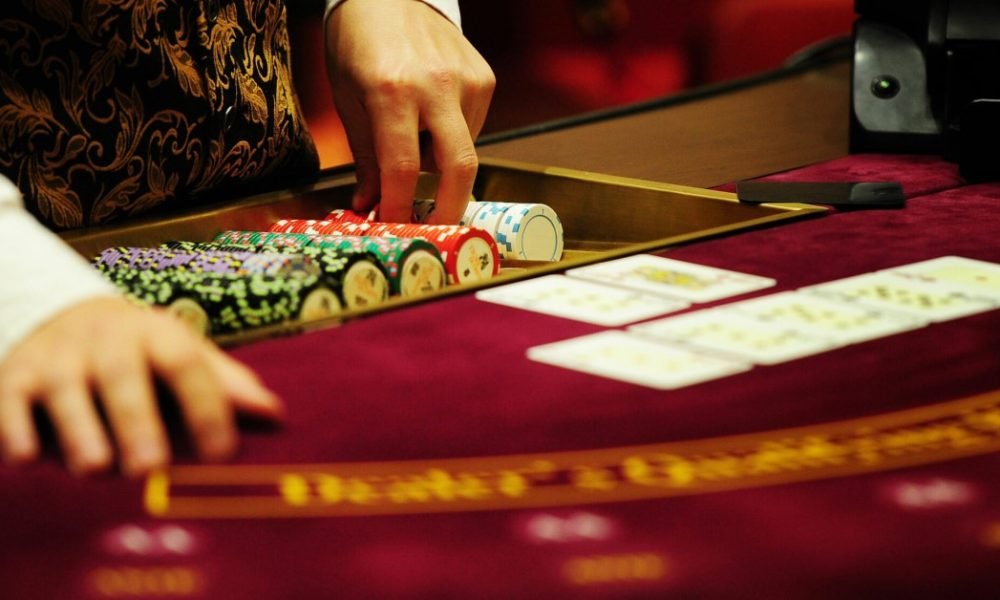 How often do multiple daily draws occur in the Ethereum lottery?